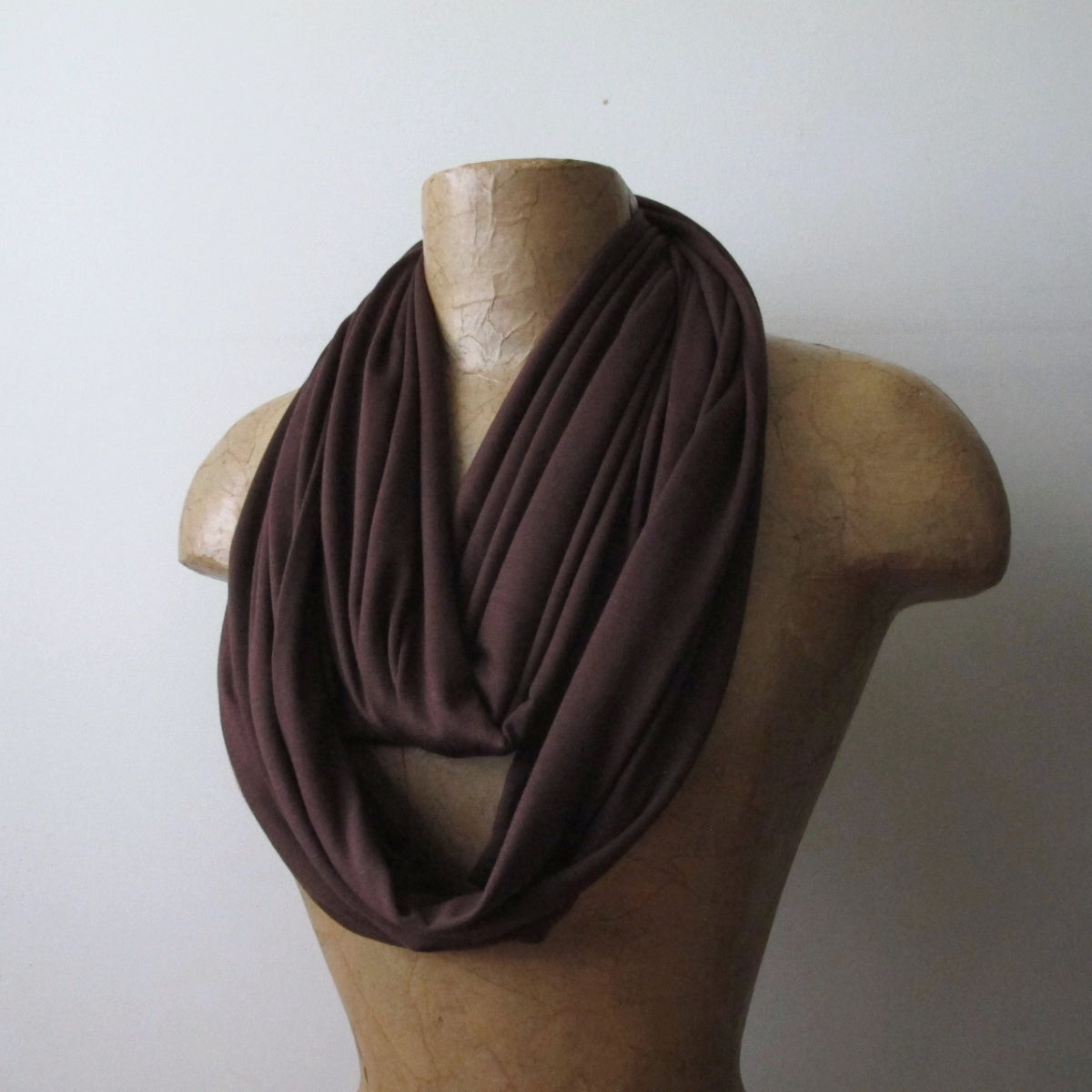 CLASSIC BROWN Infinity Scarf